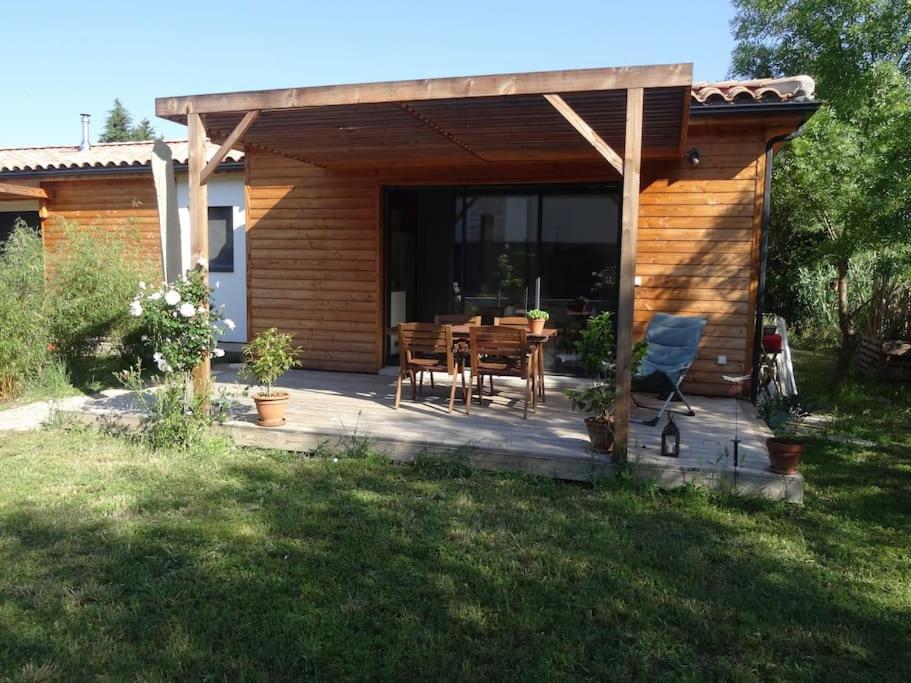 Beau 2 Pieces Avec Jardin Dans Villa A Mougins. Exterior photo